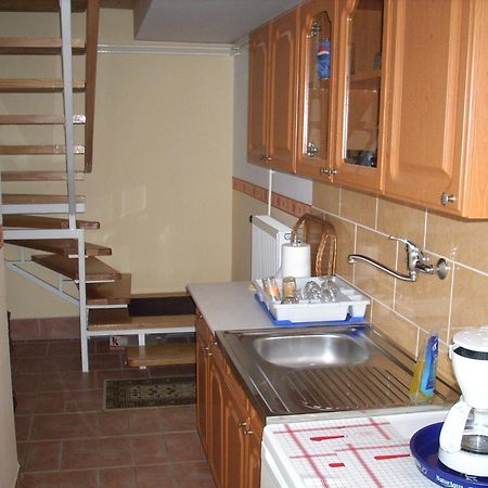 렌티 Bundics Vendeghazak B&B 외부 사진
